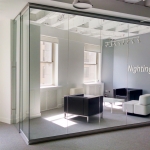 View Series glass display showroom in Chicago #0536
